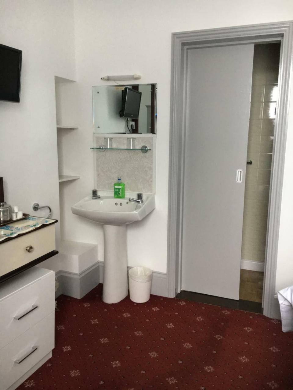 Avoca Villa Guest House Saint Helier Jersey Екстериор снимка